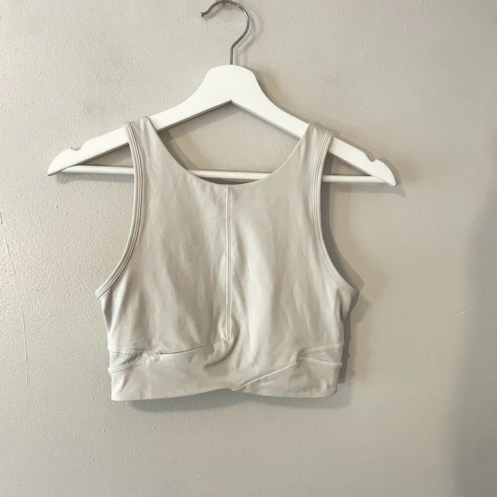 lululemon athletica features panels